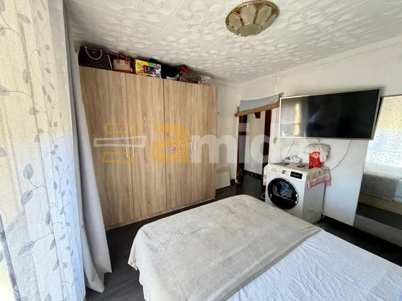Habitación de Piso en venta en Sabadell con Parquet y Balcón