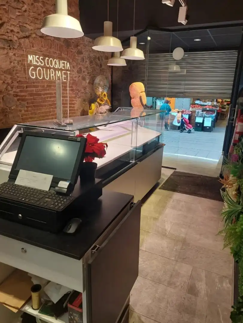 Local comercial de lloguer a Calella, imagen 2