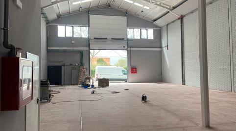 Foto 2 von Fabrikhallen zur Miete in Pla de Bon Aire, Terrassa