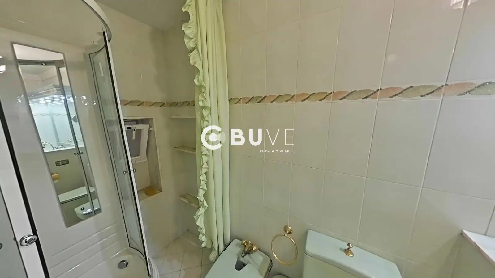 Bany de Casa o xalet en venda en Castellón de la Plana / Castelló de la Plana amb Aire condicionat, Calefacció i Moblat