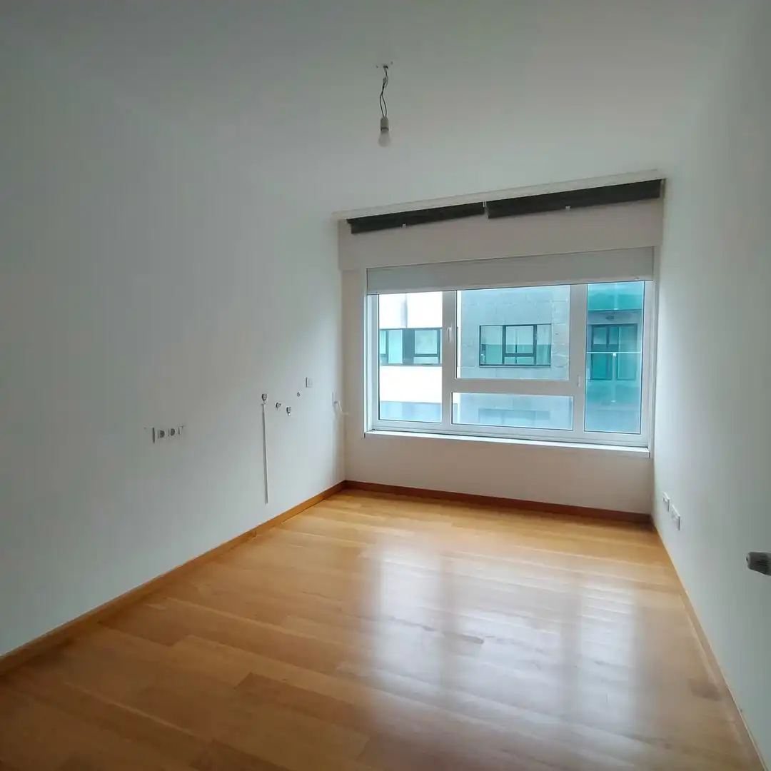 Habitación de Piso en venta en Santiago de Compostela  con Calefacción, Jardín privado y Parquet