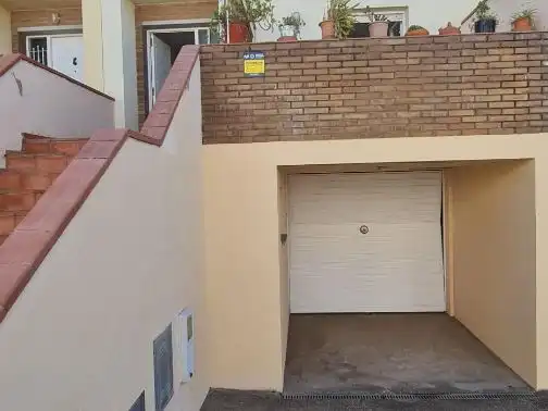 Parking de Casa adosada en venta en Palau