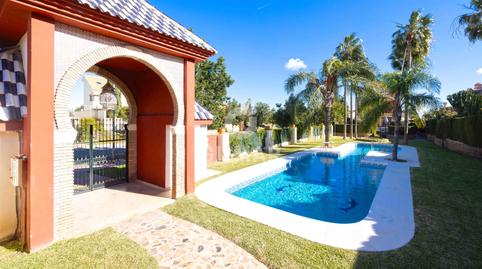 Foto 3 de Casa adosada en venta en Cortijo Torrequebrada, Benalmádena