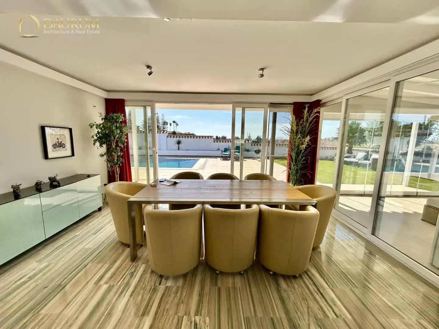 Chalet con piscina en venta en Everest, imagen 4