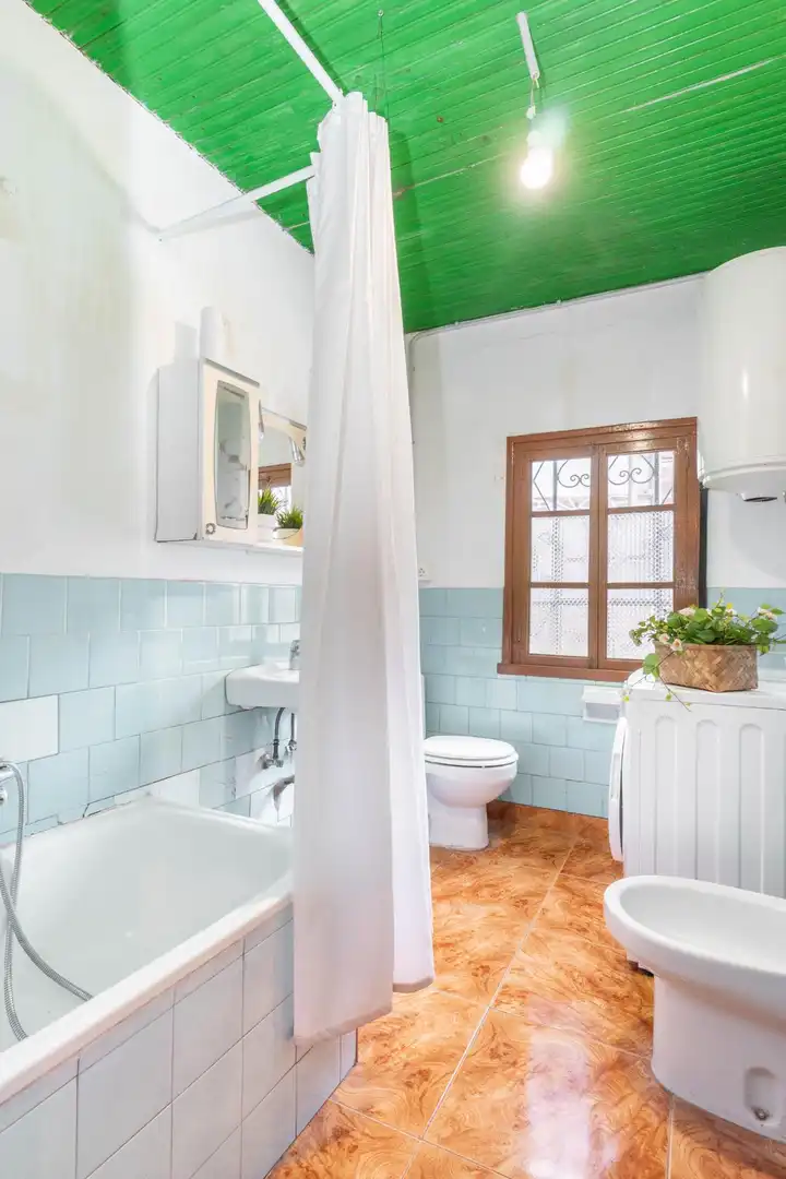 Baño de Casa o chalet en venta en Somiedo con Calefacción y Jardín privado