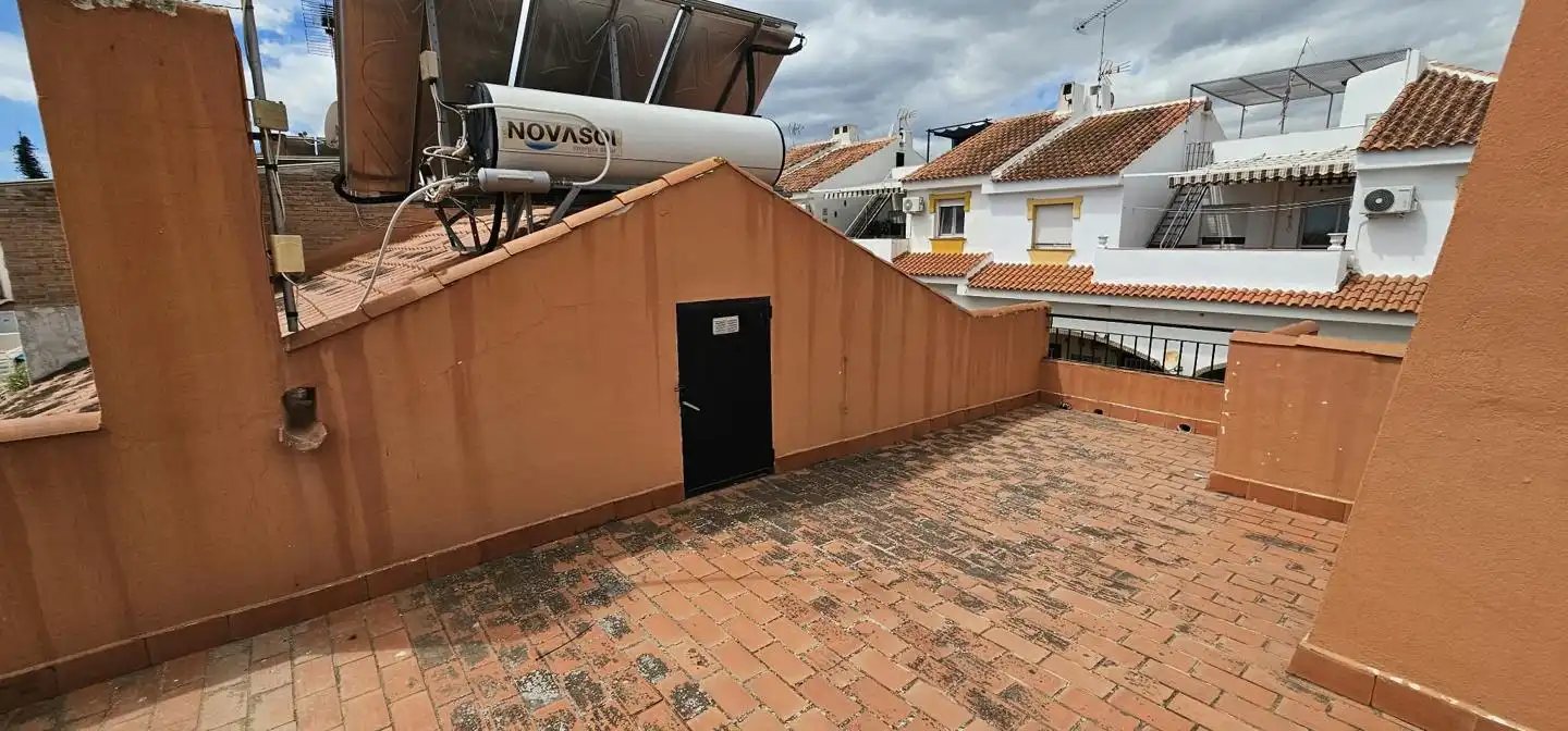 Terrassa de Casa adosada en venda en Málaga amb Aire condicionat i Terrassa