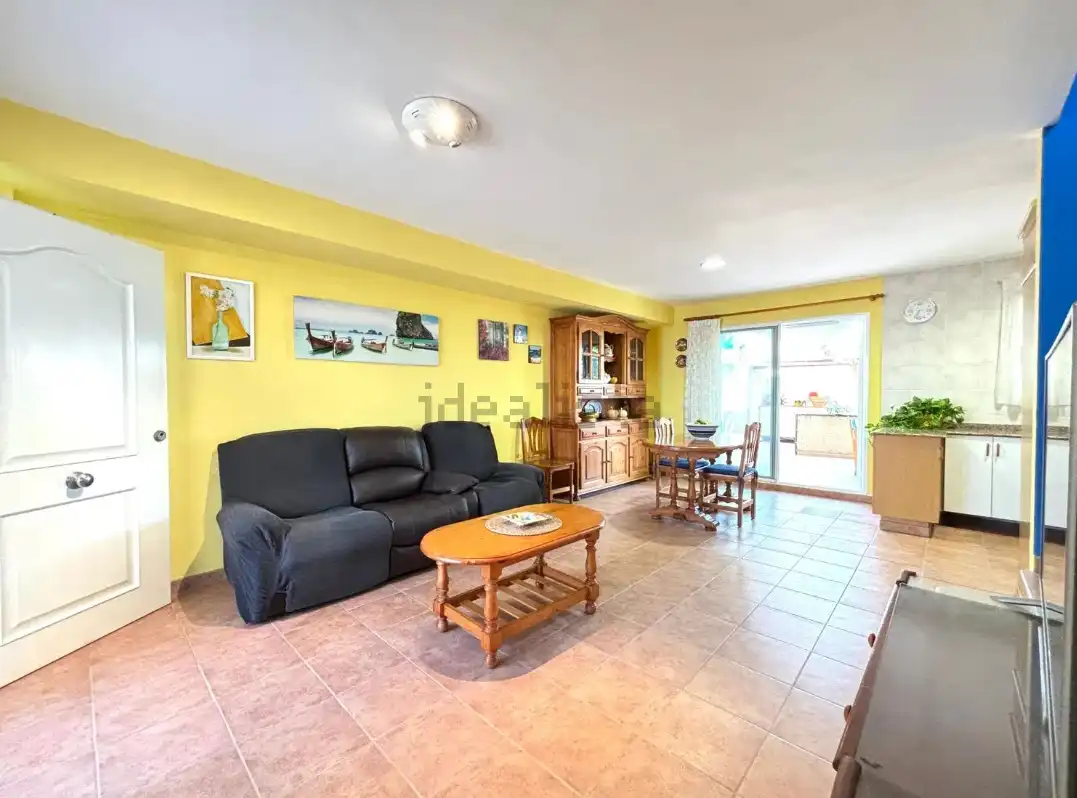 Casa adosada en venta en Sagunto / Sagunt con Aire acondicionado, Calefacción y Jardín privado