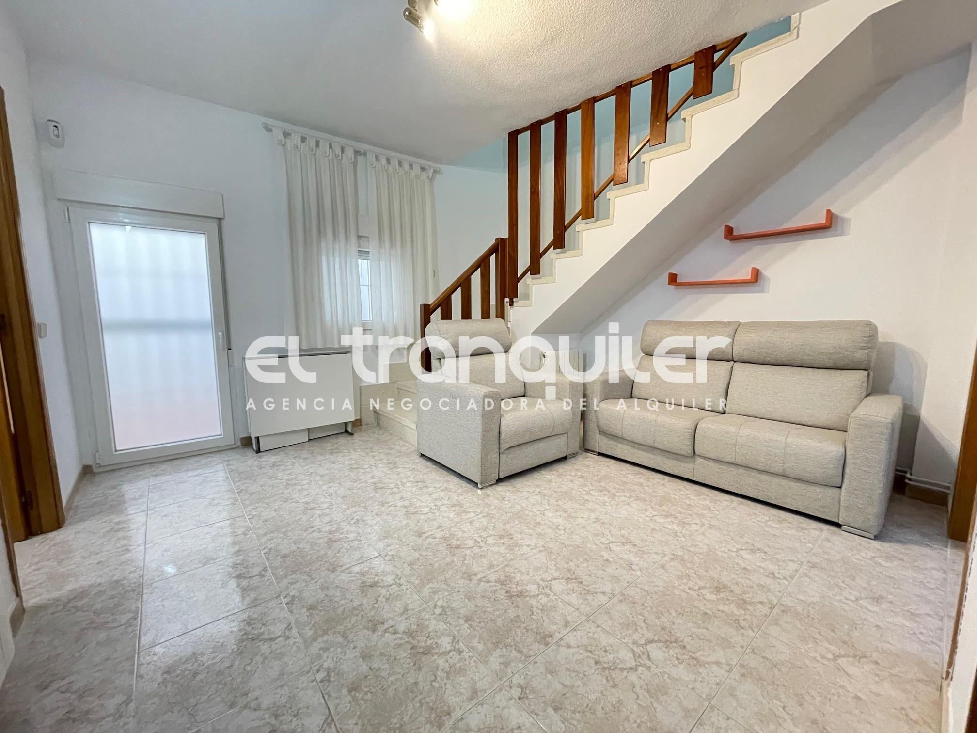 Living room of Single-family semi-detached to rent in San Martín de la Vega  with Furnished, Washing machine and Alarm