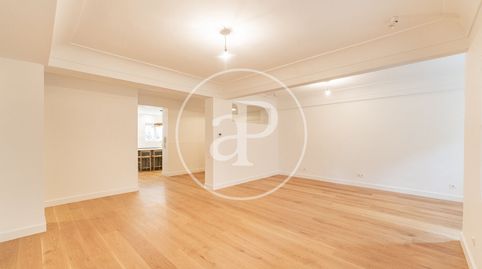 Foto 4 von Wohnung zur Miete in C. Luis Muriel, El Viso, Madrid Capital