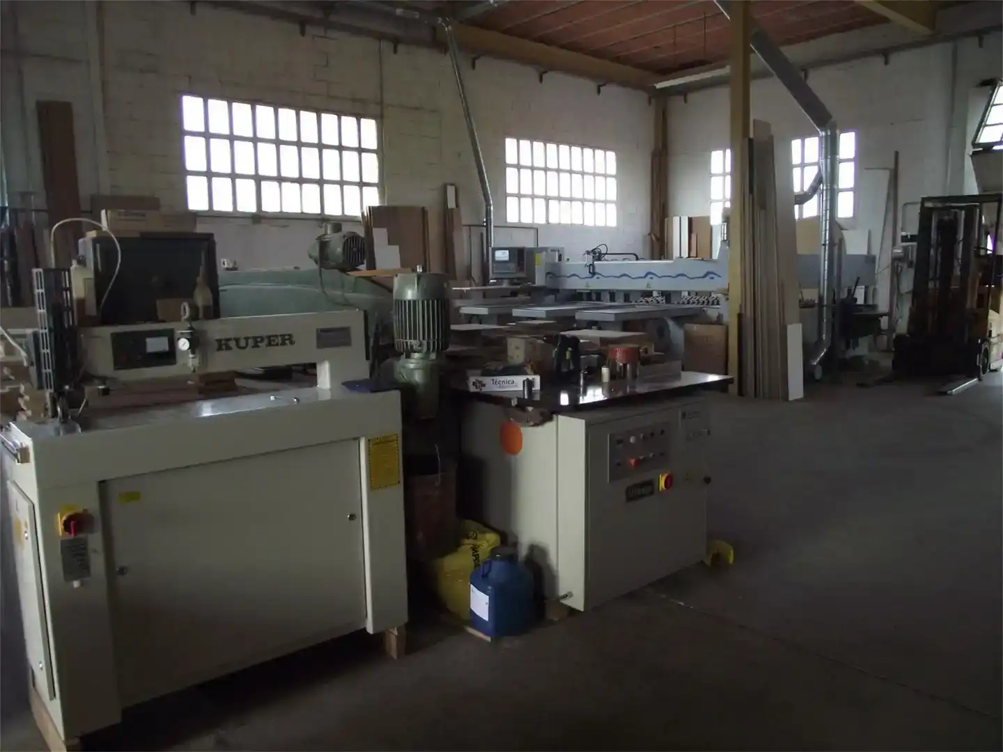 Fabrikhallen zum Verkauf in Sant Feliu de Codines