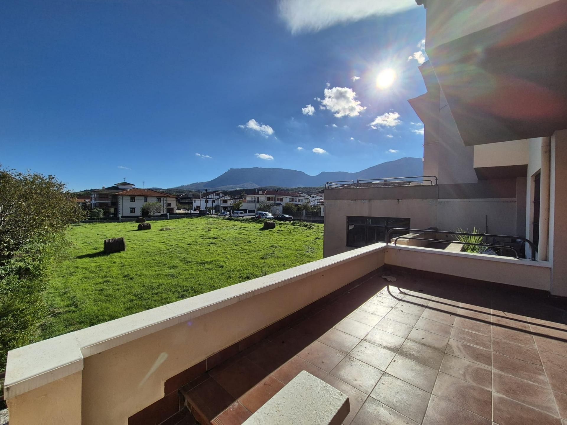 Exterior view of Duplex for sale in Valle de Mena  with Heating and Terrace