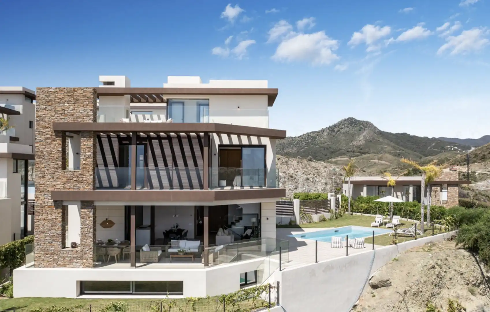 Casa amb piscina en venda a Benahavís pueblo, imagen 2