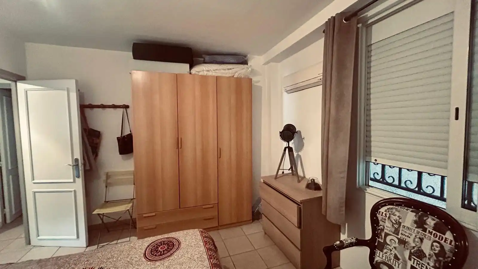Habitación de Apartamento en venta en Empuriabrava con Aire acondicionado, Terraza y Piscina comunitaria
