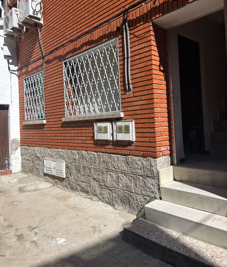 Exterior view of Flat for sale in Cenicientos