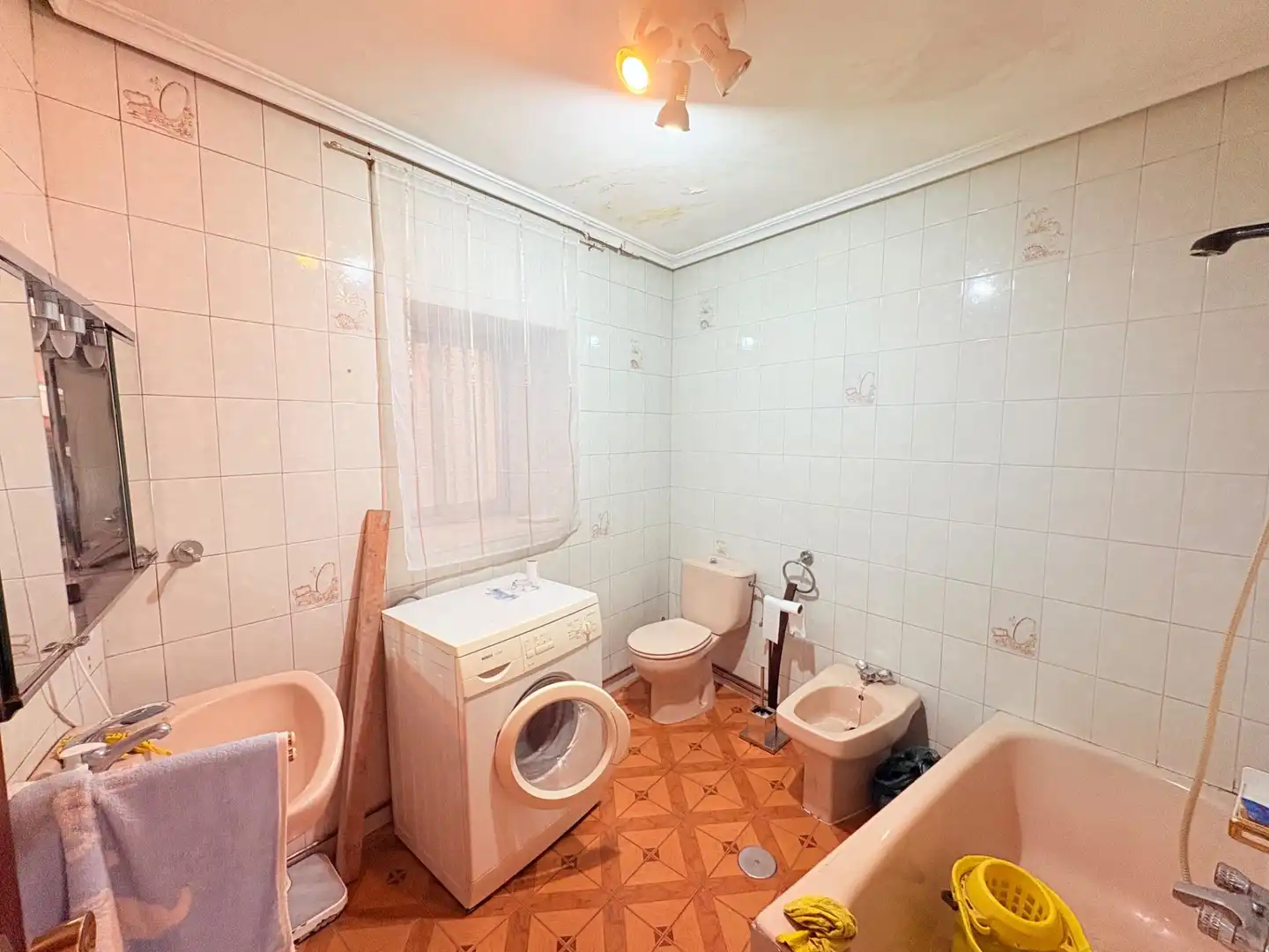 Baño de Edificio en venta en Torre del Bierzo