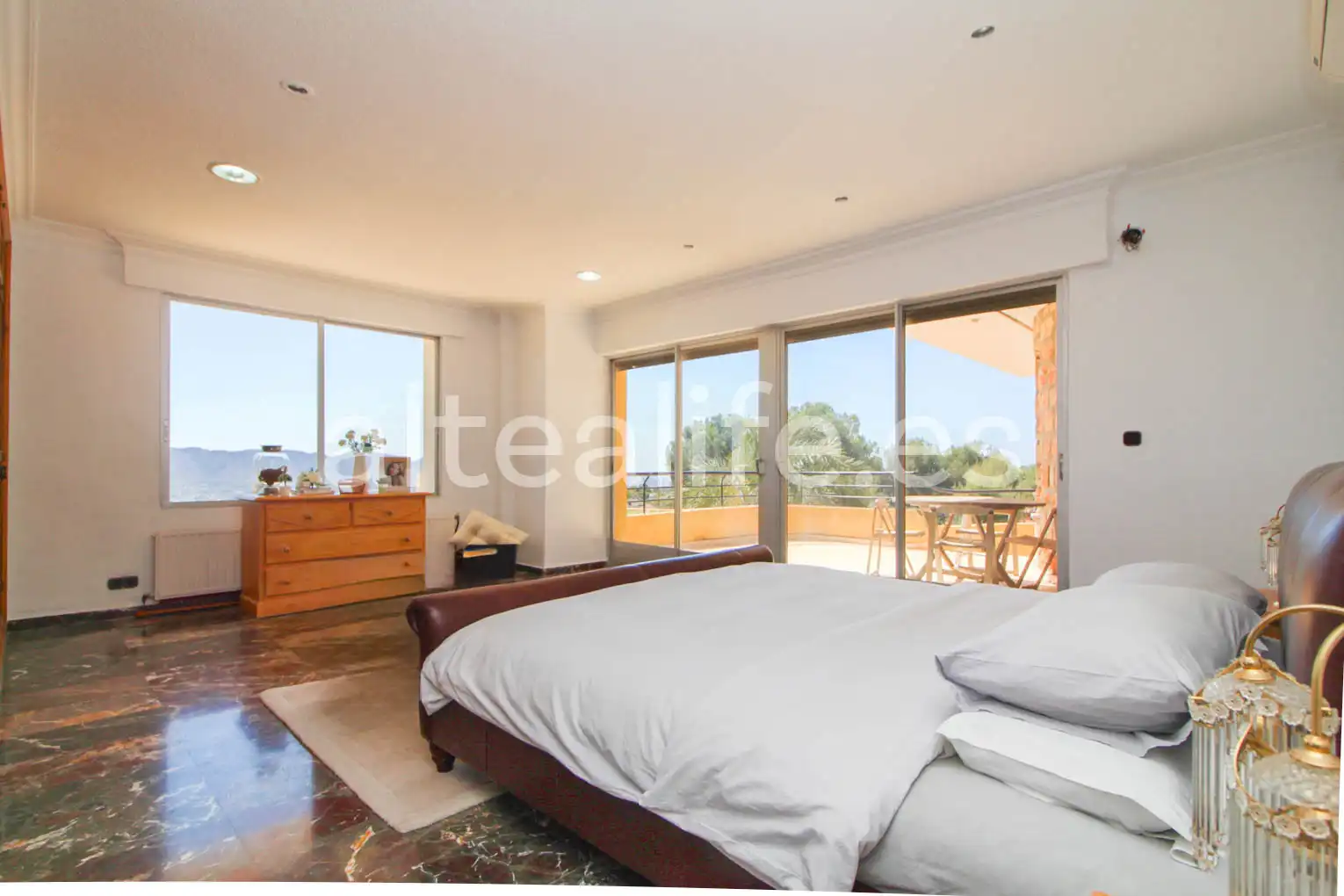 Habitación de Casa o chalet en venta en La Nucia con Aire acondicionado, Jardín privado y Terraza