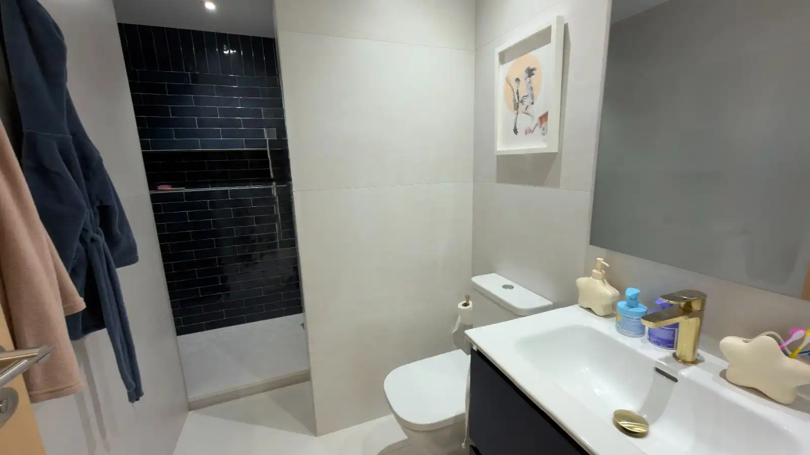 Baño de Piso en venta en Pozuelo de Alarcón con Aire acondicionado, Calefacción y Trastero
