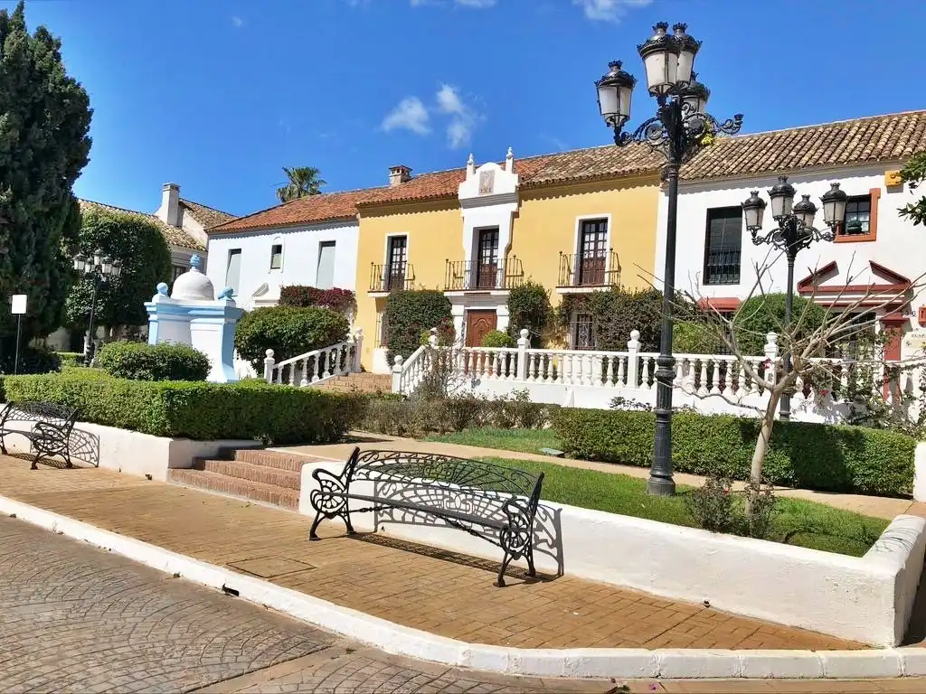 Fotografía del inmueble reportado: 2.600 €/mes — Casasola, Estepona