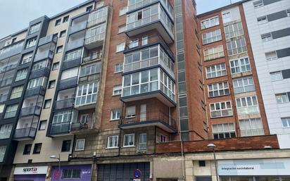 Exterior view of Flat for sale in Burgos Capital  with Terrace and Balcony