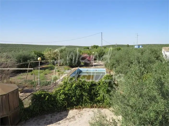 Finca rústica en venda en Porcuna amb Aire condicionat, Terrassa i Traster