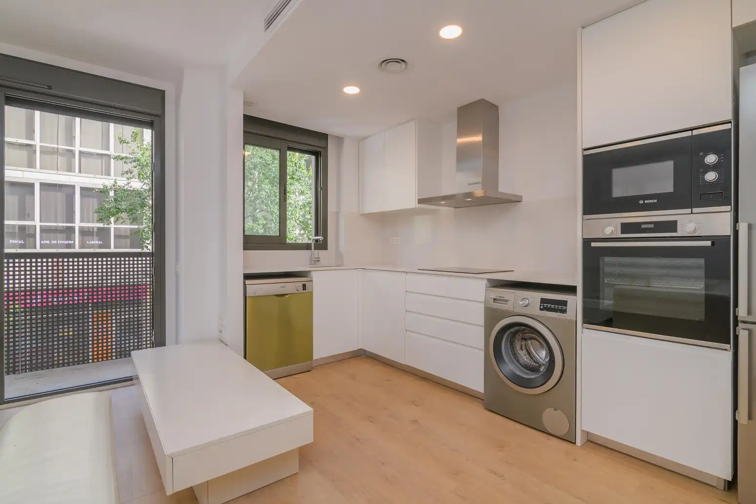 Kitchen of Flat for sale in Sant Boi de Llobregat  with Air Conditioner, Heating and Balcony