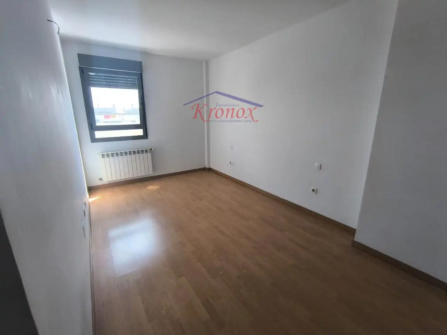 Habitación de Ático en venta en Pinto con Calefacción, Terraza y Trastero