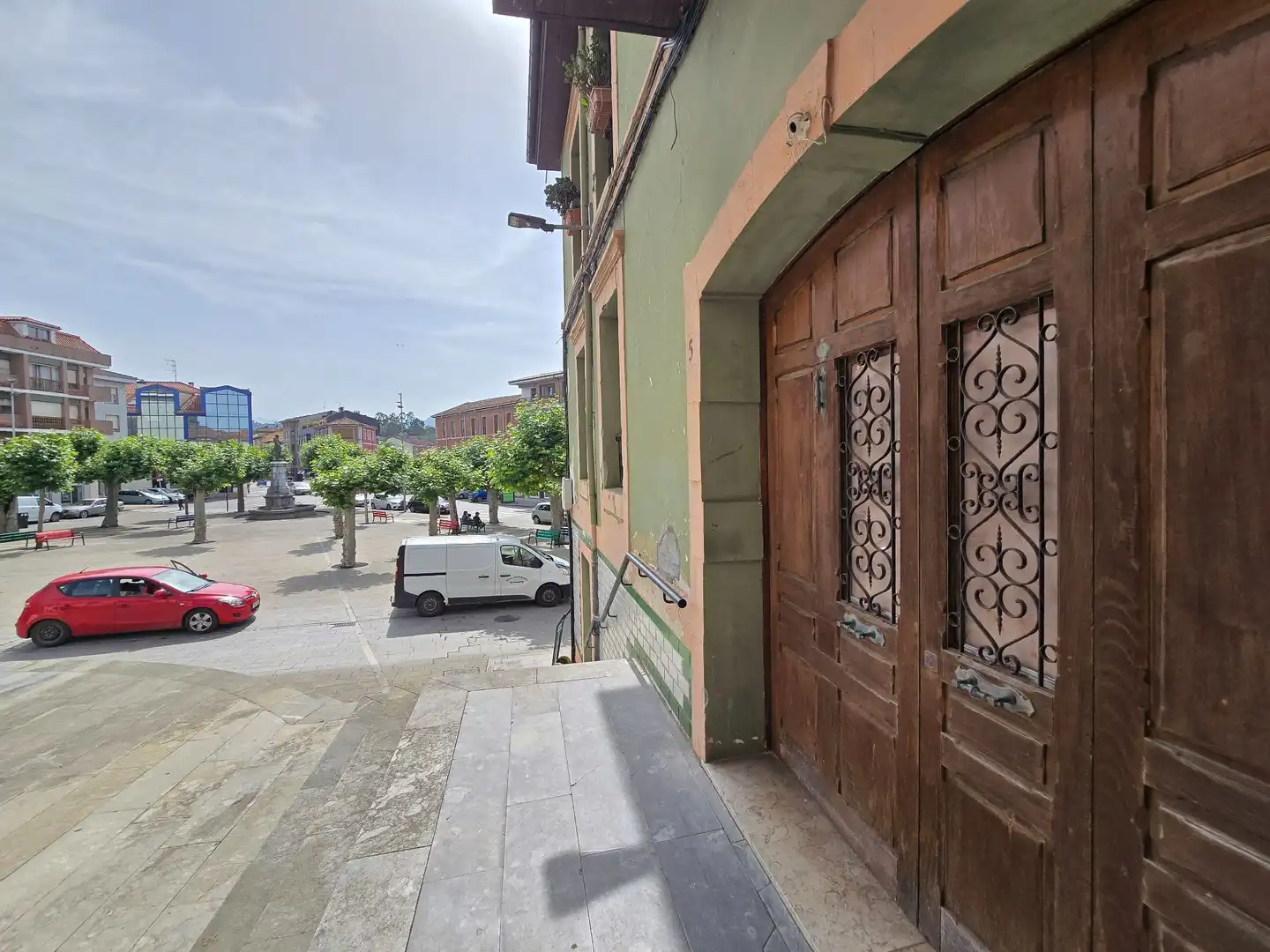 Außenansicht von Gebäude zum Verkauf in Llanes