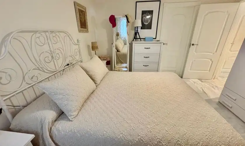 Bedroom of Flat for sale in Carboneras  with Air Conditioner, Terrace and Storage room