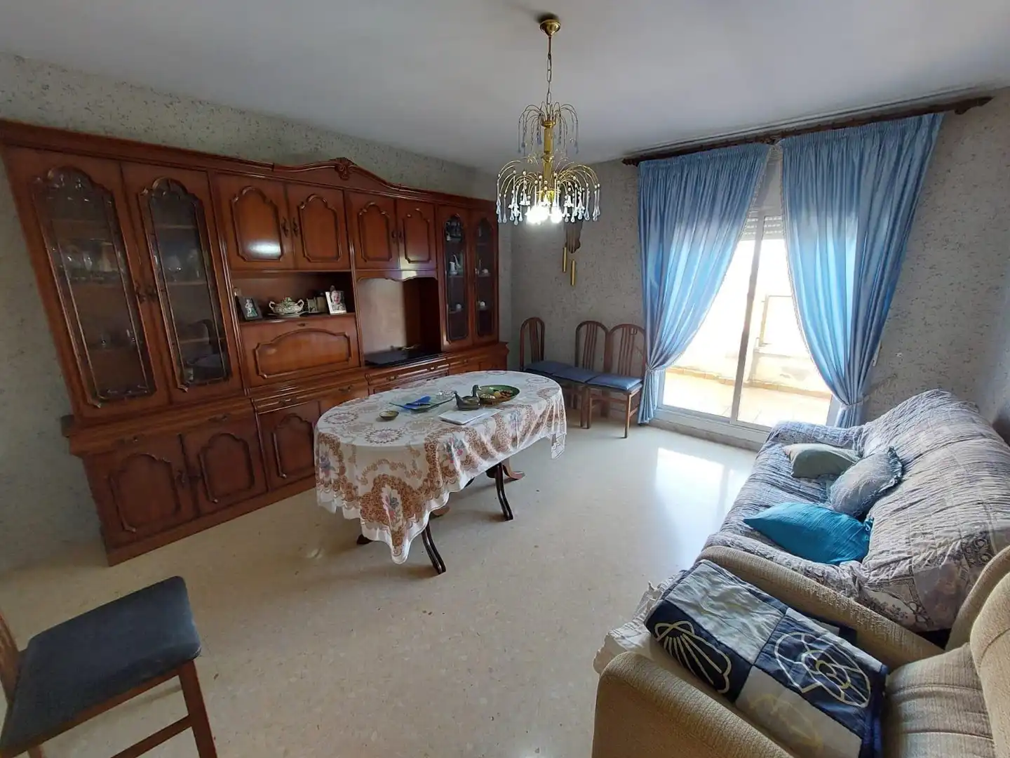Sala de estar de Casa o chalet en venta en Òdena con Calefacción, Terraza y Amueblado