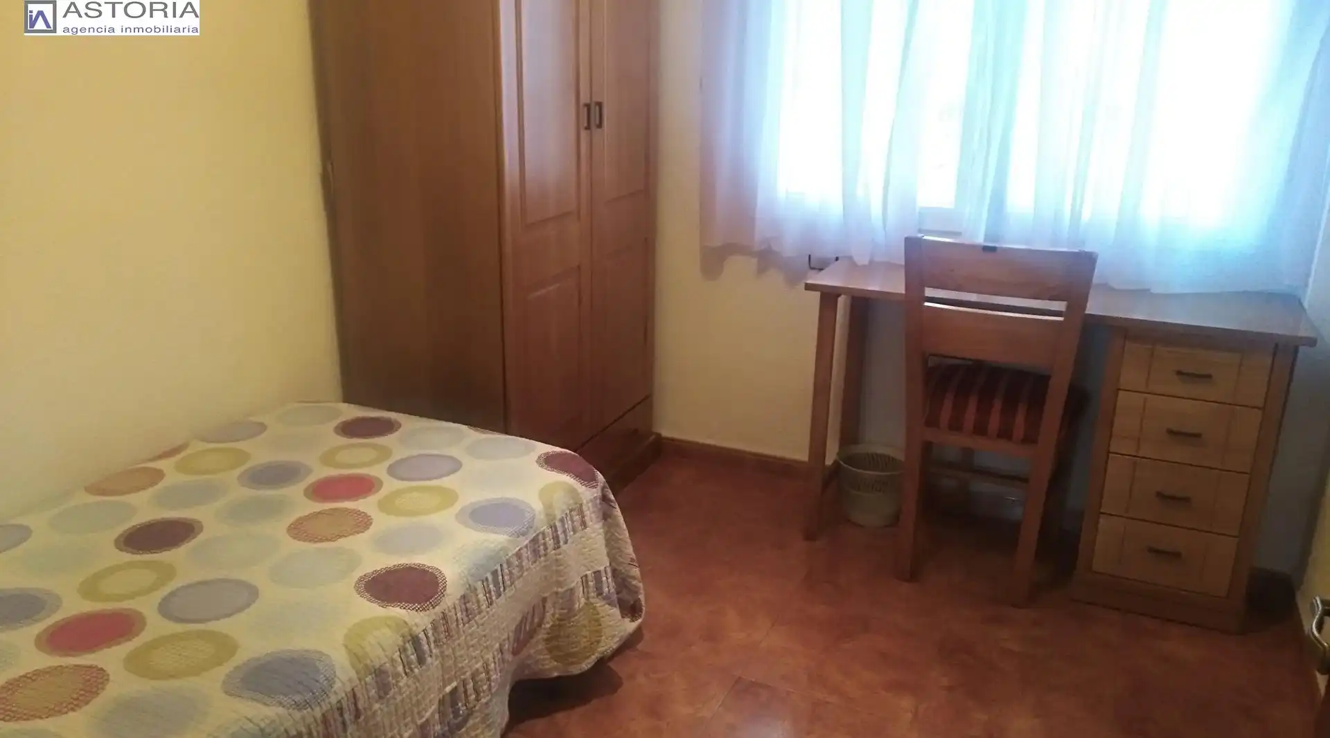 Bedroom of Flat for rent in Granada  with Furnished
