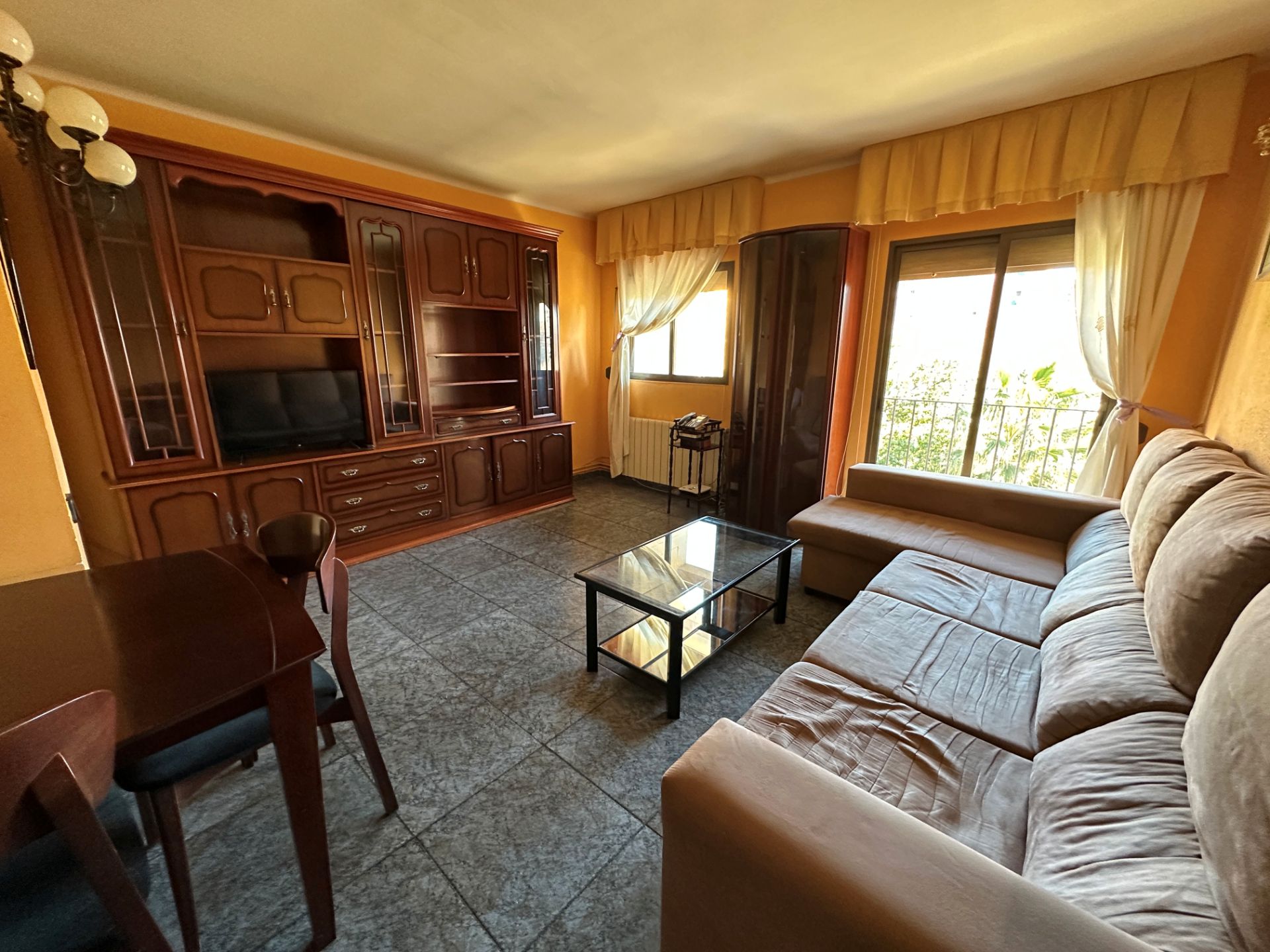 Sala de estar de Piso en venta en  Barcelona Capital con Calefacción, Amueblado y Horno