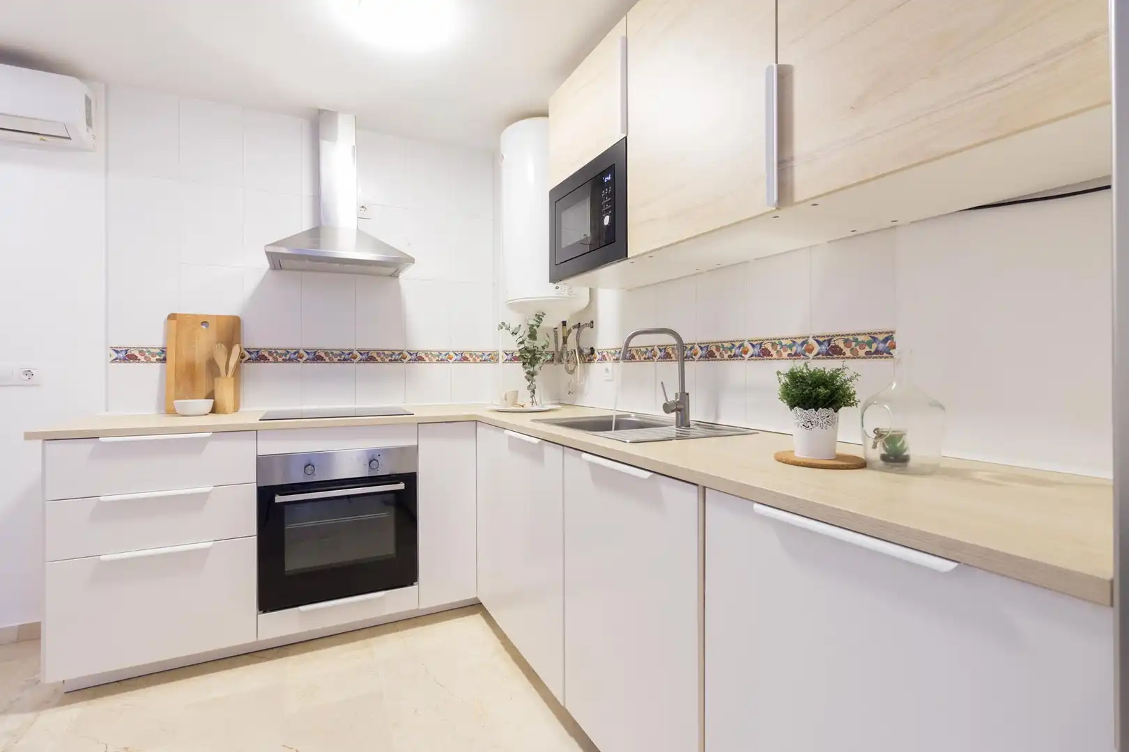 Kitchen of Flat for sale in Coria del Río  with Air Conditioner, Heating and Terrace