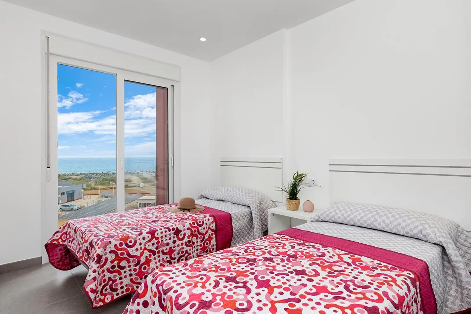 Habitación de Piso en venta en La Manga del Mar Menor con Aire acondicionado, Calefacción y Jardín privado