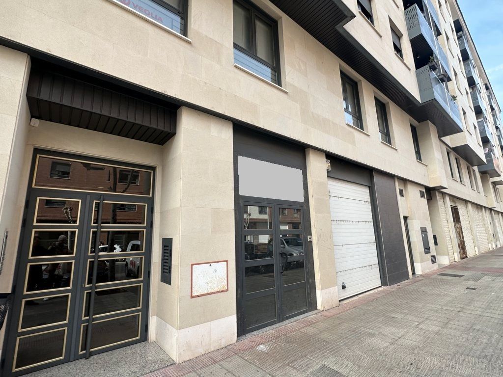 Büro zur Miete in Calle Francisco de Quevedo, Cascajos - Piqueras