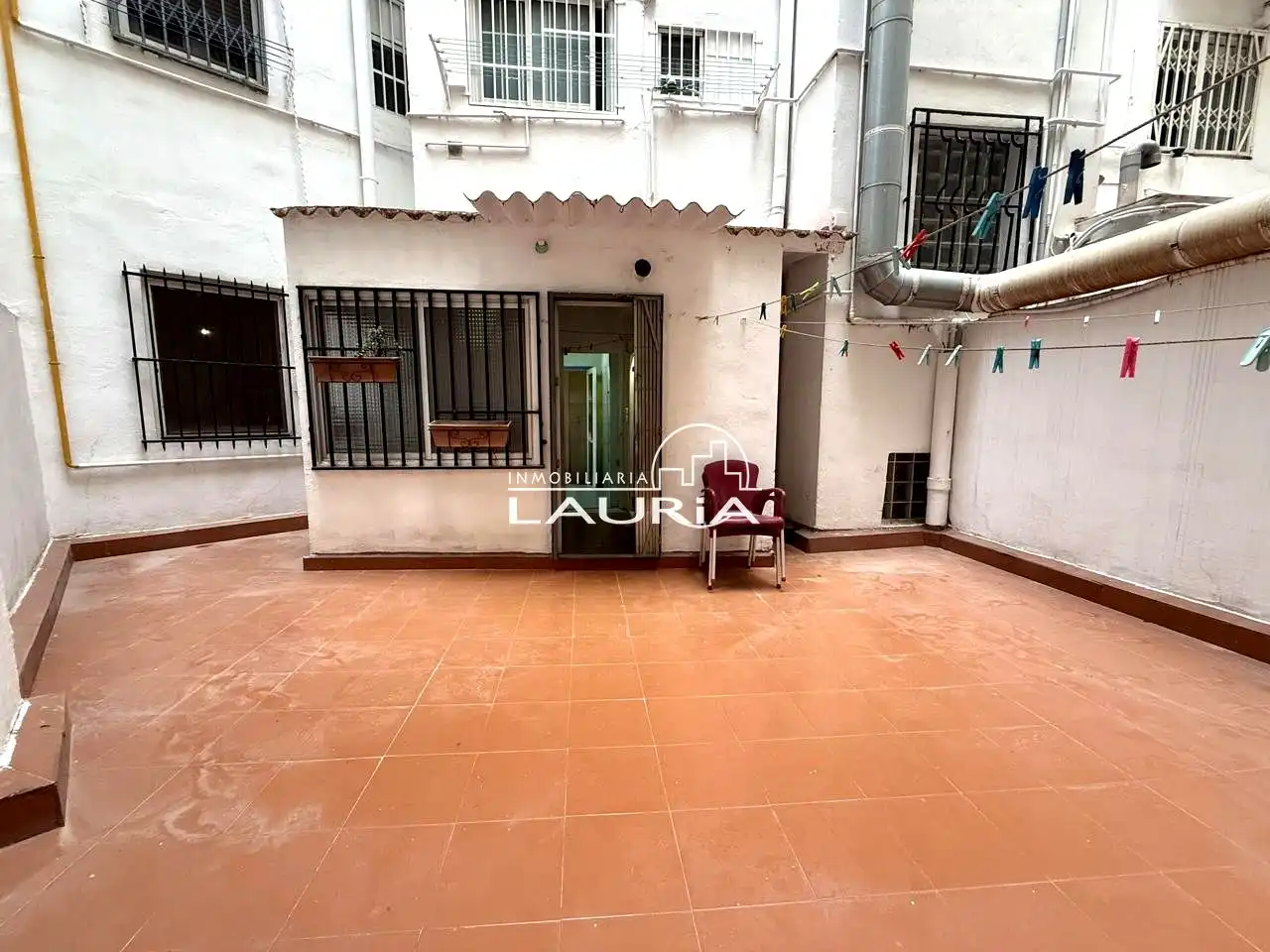 Flat for rent in Valencia  with Air Conditioner and Terrace