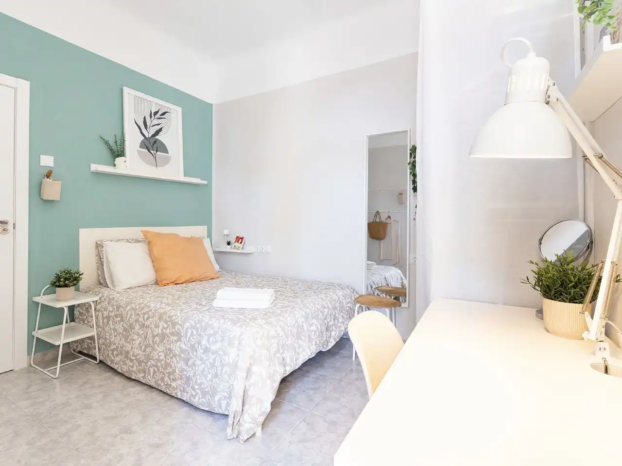 Bedroom of Flat for share in Murcia  with Air Conditioner, Heating and Terrace