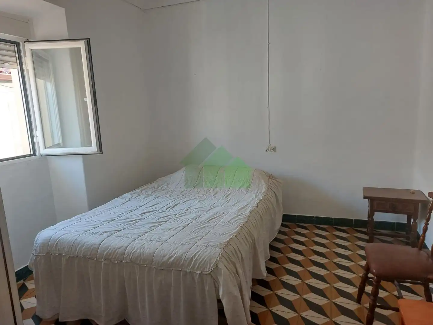 Habitación de Piso en venta en Villar del Rey con Calefacción, Terraza y Trastero