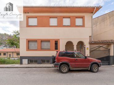 House for sale in Alfacar