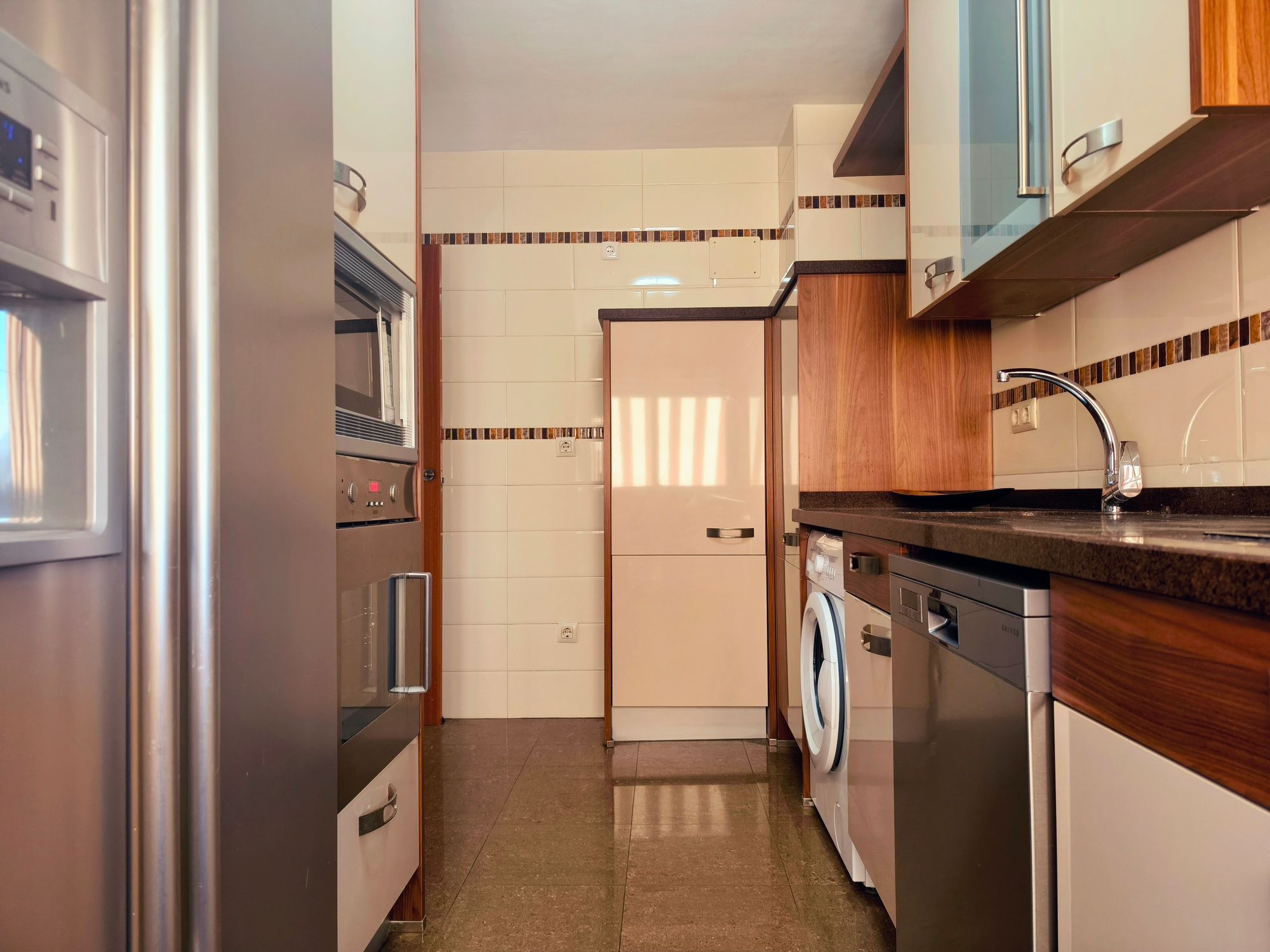 Kitchen of Apartment for sale in  Sevilla Capital  with Balcony
