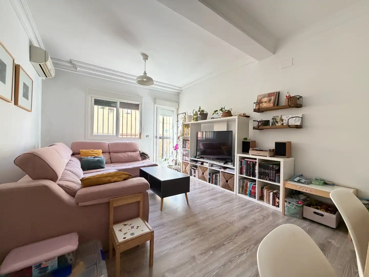 Sala de estar de Casa o chalet en venta en Plasencia con Aire acondicionado, Calefacción y Terraza