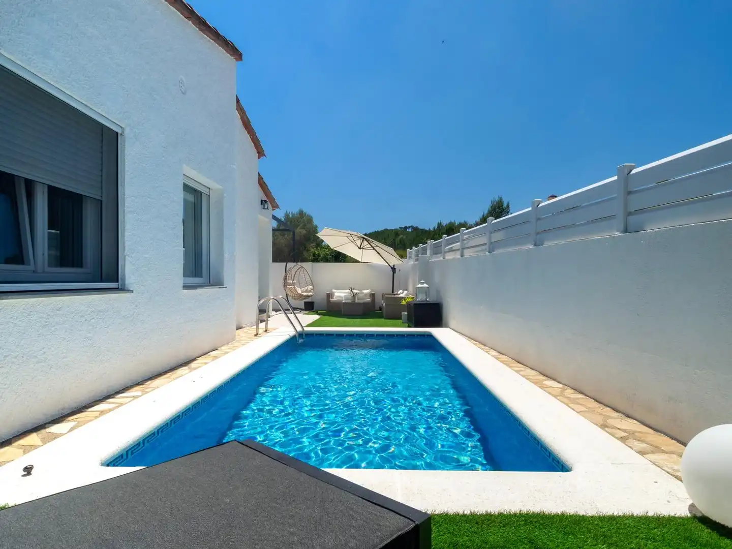 Piscina de Casa o xalet en venda en L'Escala amb Aire condicionat, Calefacció i Terrassa