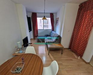 Living room of Flat for sale in  Granada Capital  with Air Conditioner and Balcony