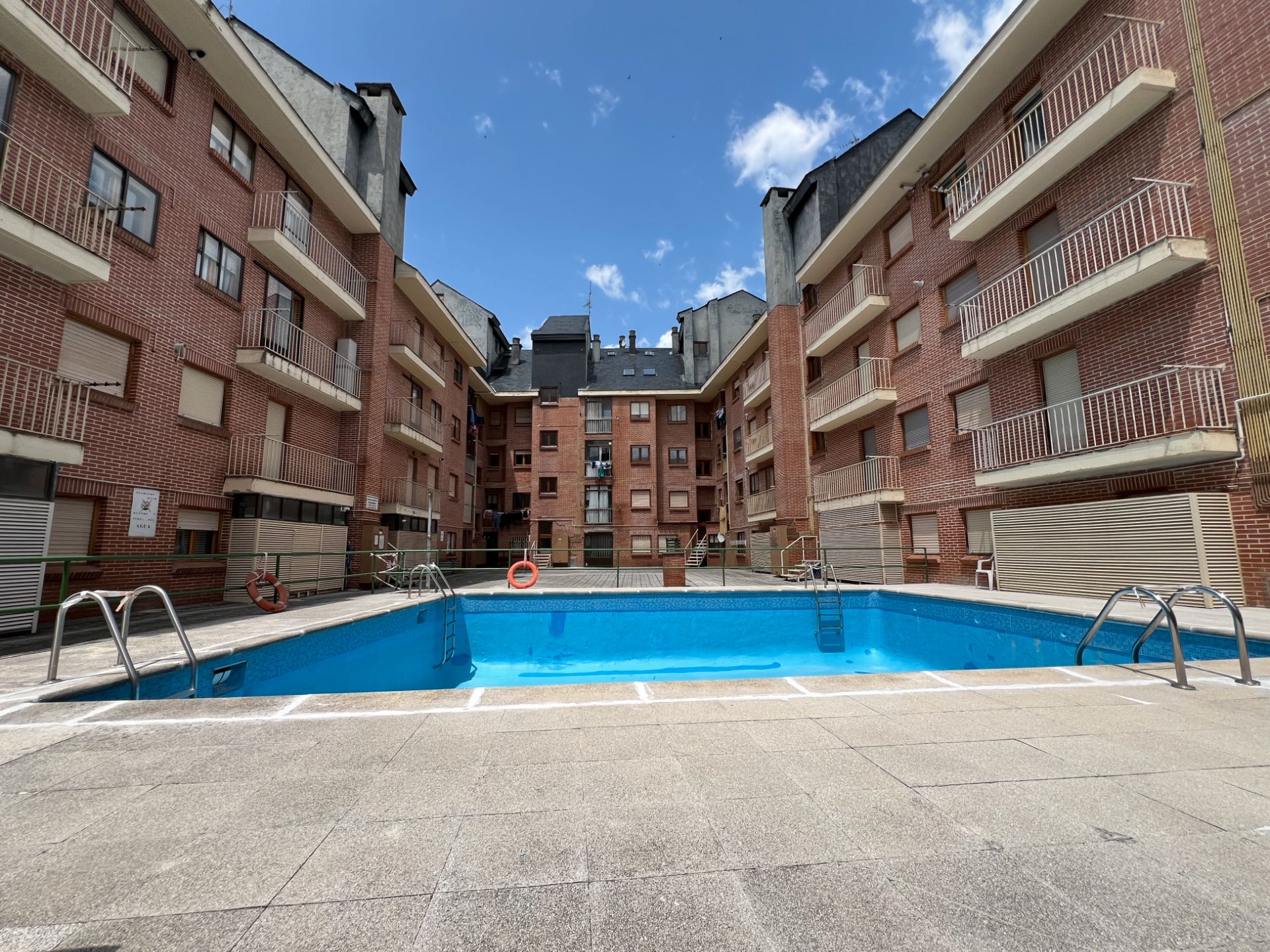 Swimming pool of Flat for sale in Jaca  with Heating, Storage room and Swimming Pool