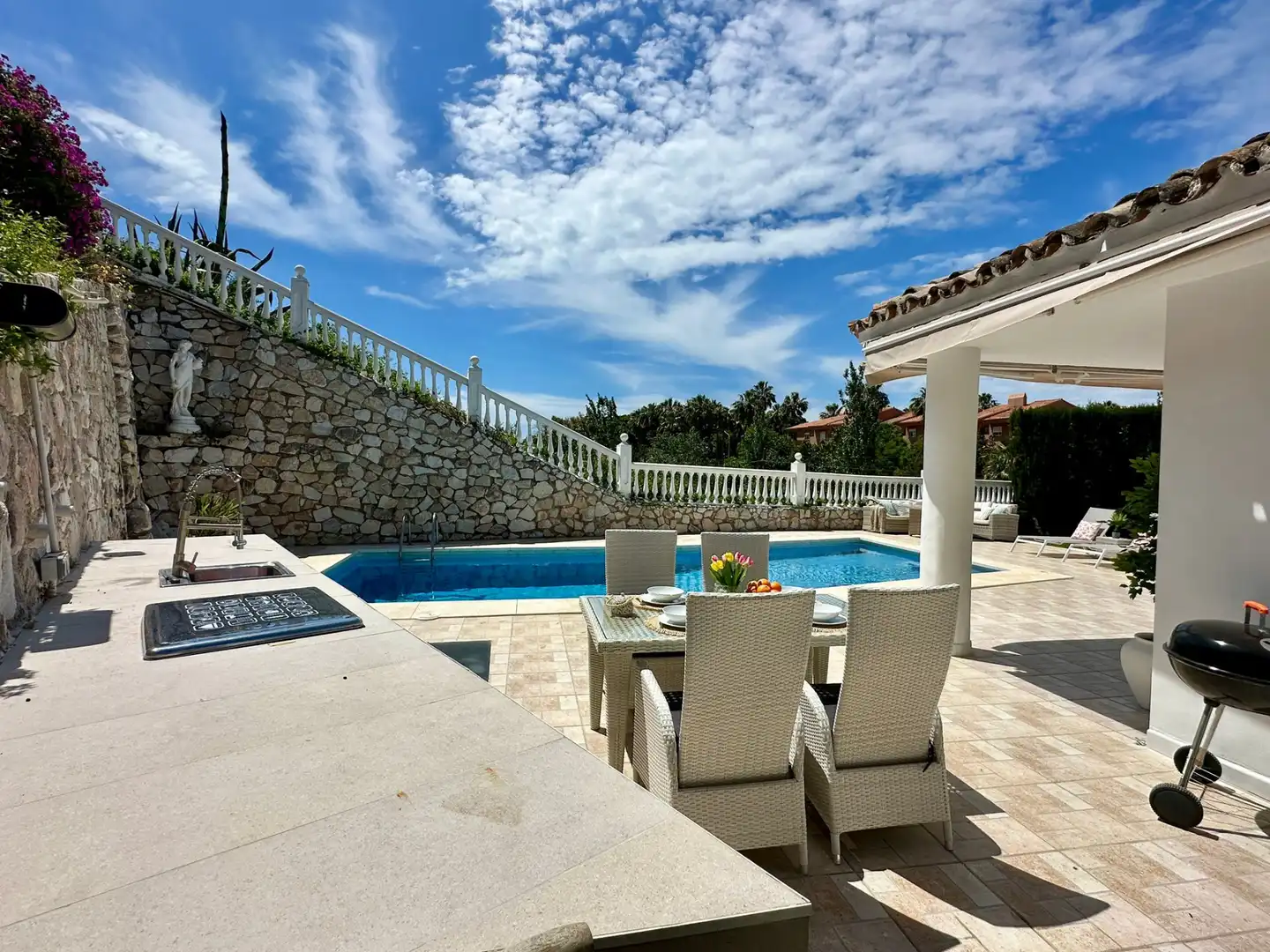 Houses for rent in El Faro de Calaburra - Chaparral