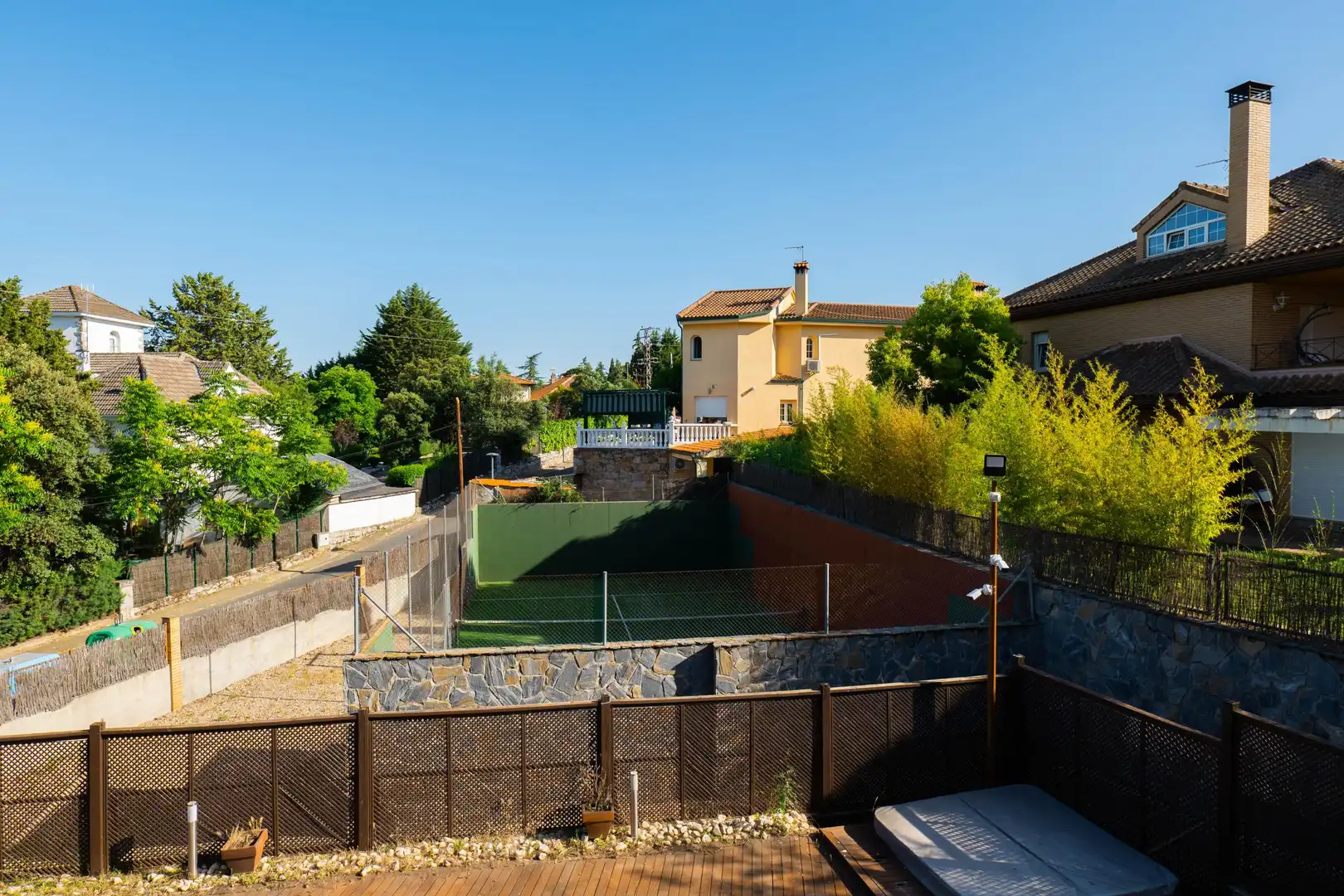 Vista exterior de Casa o chalet en venta en Las Rozas de Madrid con Calefacción, Jardín privado y Terraza