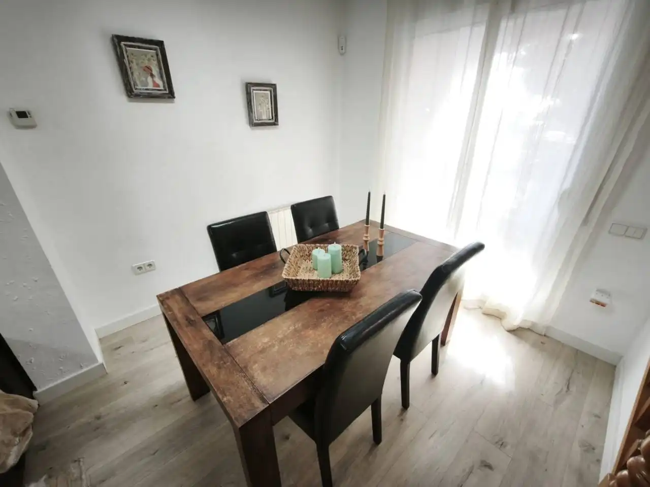 Comedor de Casa o chalet en venta en Santa Coloma de Gramenet con Aire acondicionado, Jardín privado y Parquet
