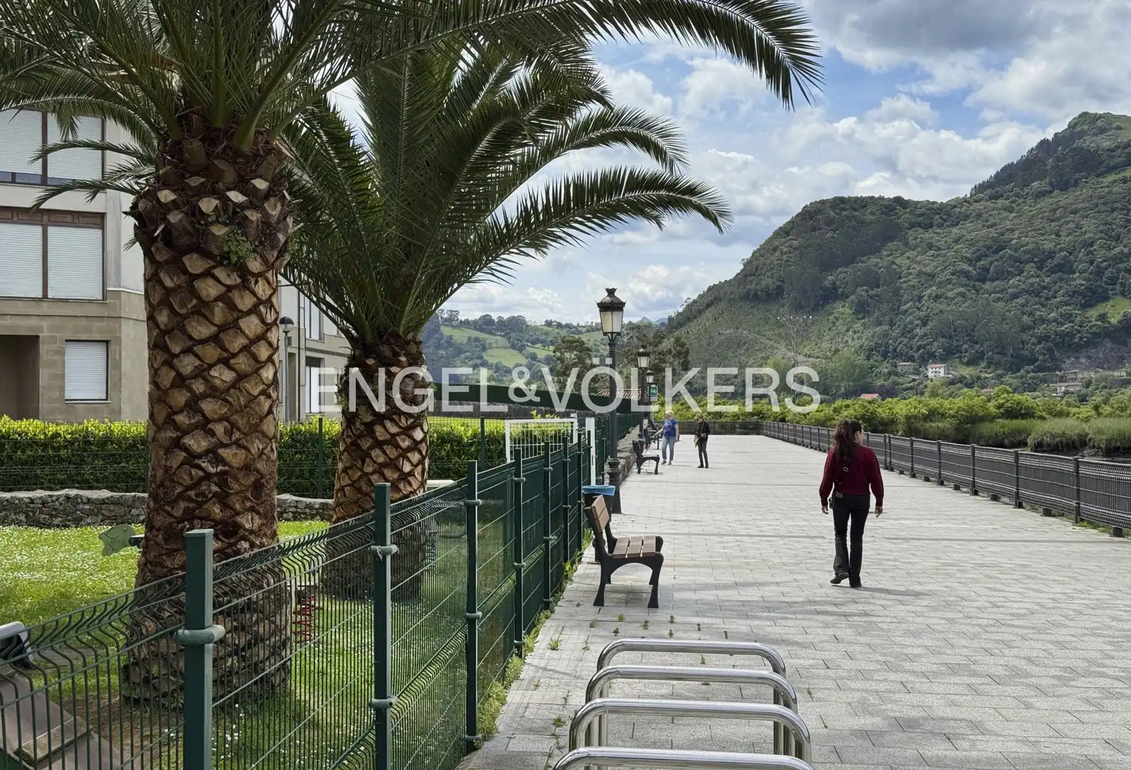 Vista exterior de Casa adosada en venta en Limpias con Calefacción, Jardín privado y Terraza