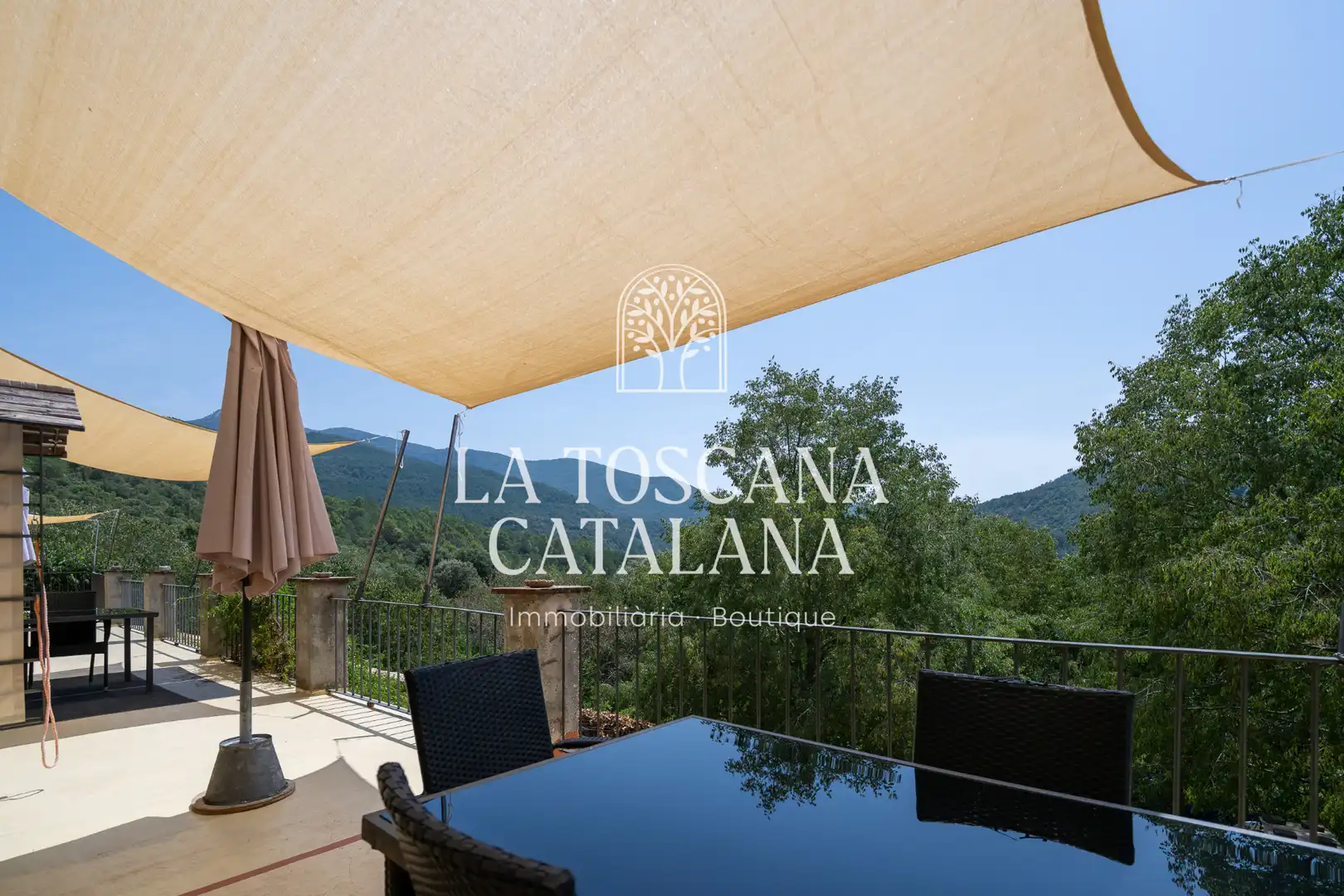 Terraza de Finca rústica en venta en Sales de Llierca con Aire acondicionado, Calefacción y Jardín privado