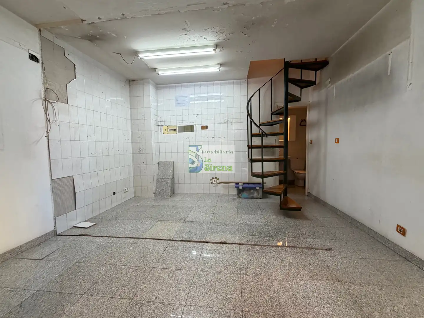 Gewerbefläche zur Miete in Calle Eladio Laredo 7, imagen 5