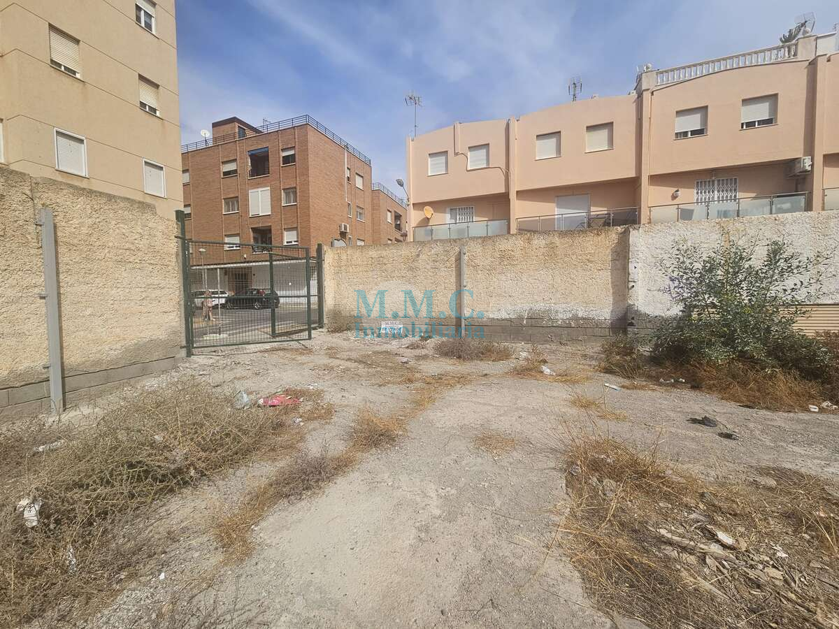 Residential for sale in  Almería Capital
